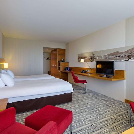 Moevenpick Hotel Geneva Мерен Екстер'єр фото