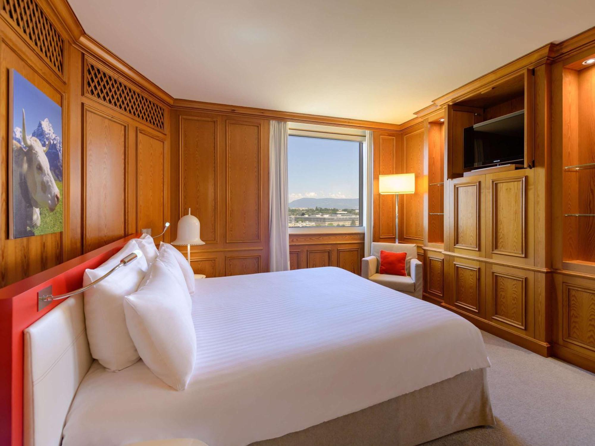 Moevenpick Hotel Geneva Мерен Екстер'єр фото
